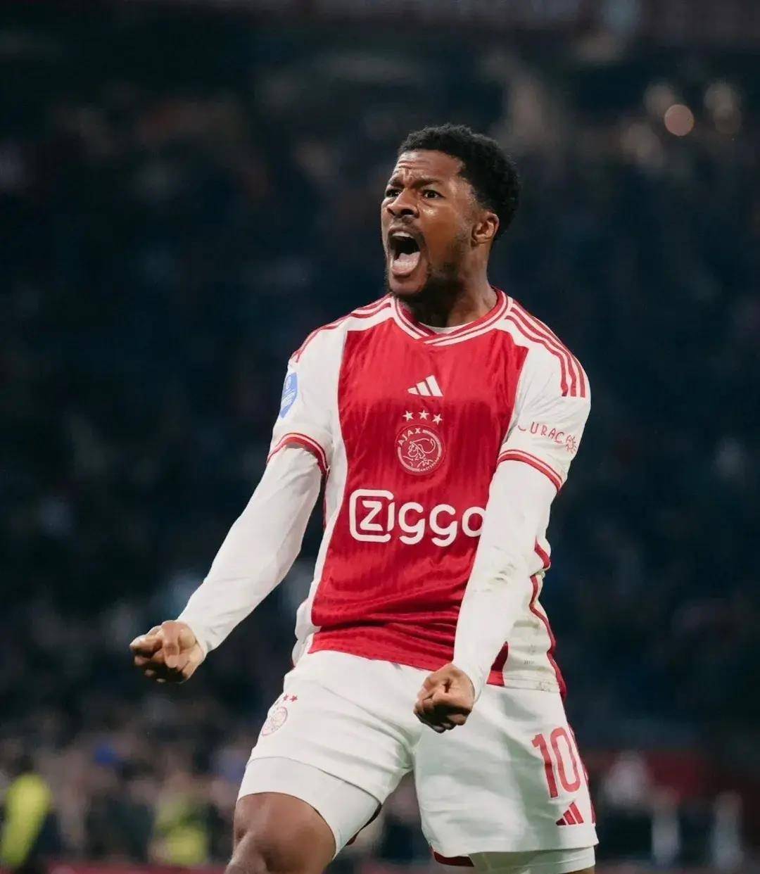 风云突变！阿贾克斯赛后再遭质疑；荷甲版图或变；底气十足；临场指挥获称赞 