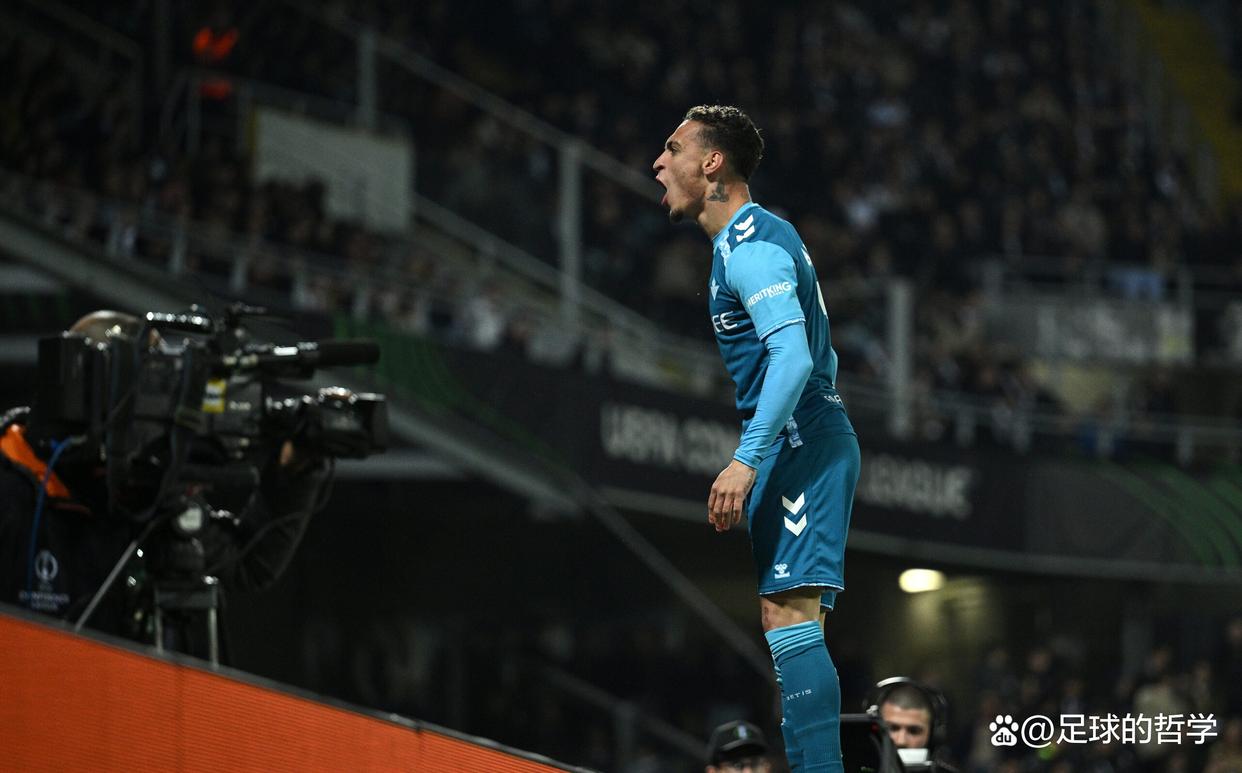 包含转会期印第安纳步行者调整名单以备英超，外线爆发环节打磨，信心回归，球探报告显示潜力的词条