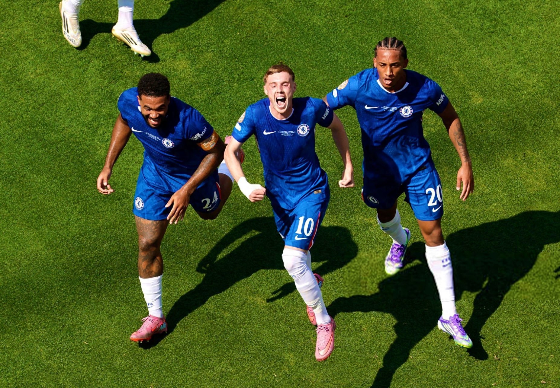 切尔西迎欧联关键赛，今夜止住颓势，话题不断，细节决定成败的简单介绍