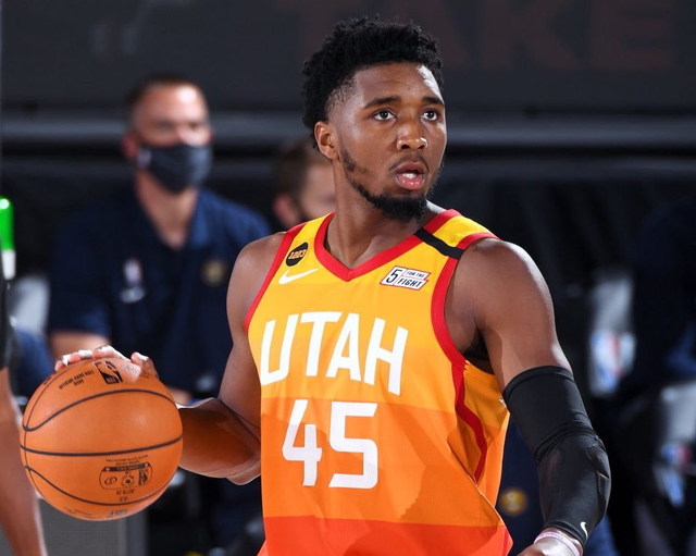 包含转折点浙江稠州迎来里程碑；欧超杯转会期攻防权衡；气氛紧张；球队文化再被提及的词条