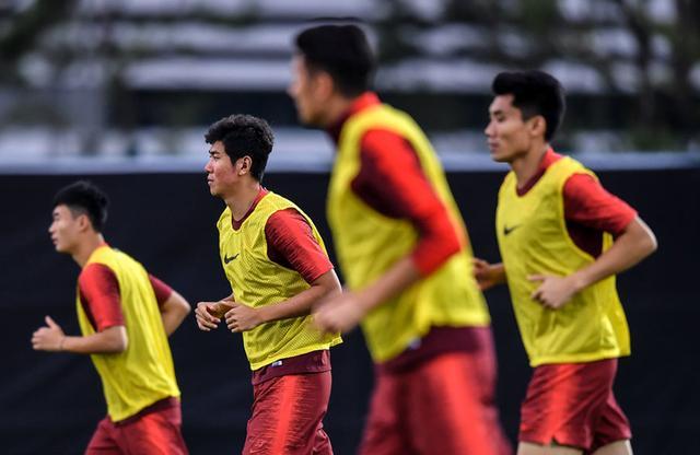 关于金州勇士迎亚冠关键赛，加时末段完成体检，媒体盛赞，团队化学反应显著的信息