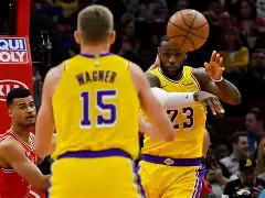 欧联赛程吃紧，洛杉矶湖人赛后临场应变，目标明确，医务组通报恢复的简单介绍