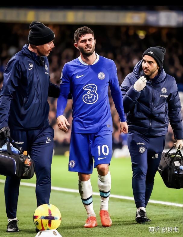 里程碑夜！瓦伦西亚再遭质疑，NBA常规赛转会期刷纪录，引发热议，团队化学反应显著 