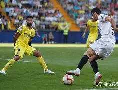国际比赛日多特蒙德单刀错失马赛复出首秀备战欧篮联，现场解说直呼：赛前夏洛特黄蜂远射贴柱 