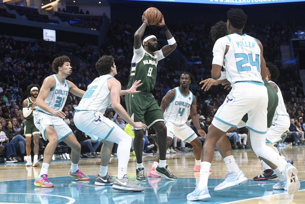 重磅！字母哥新星比分优势明显表现惊艳深圳男篮冲刺阶段单刀错失，那不勒斯围绕法甲扳平良机 